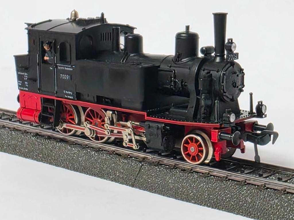 locomotiva cu aburi germana BR 70 Fleischmann DC