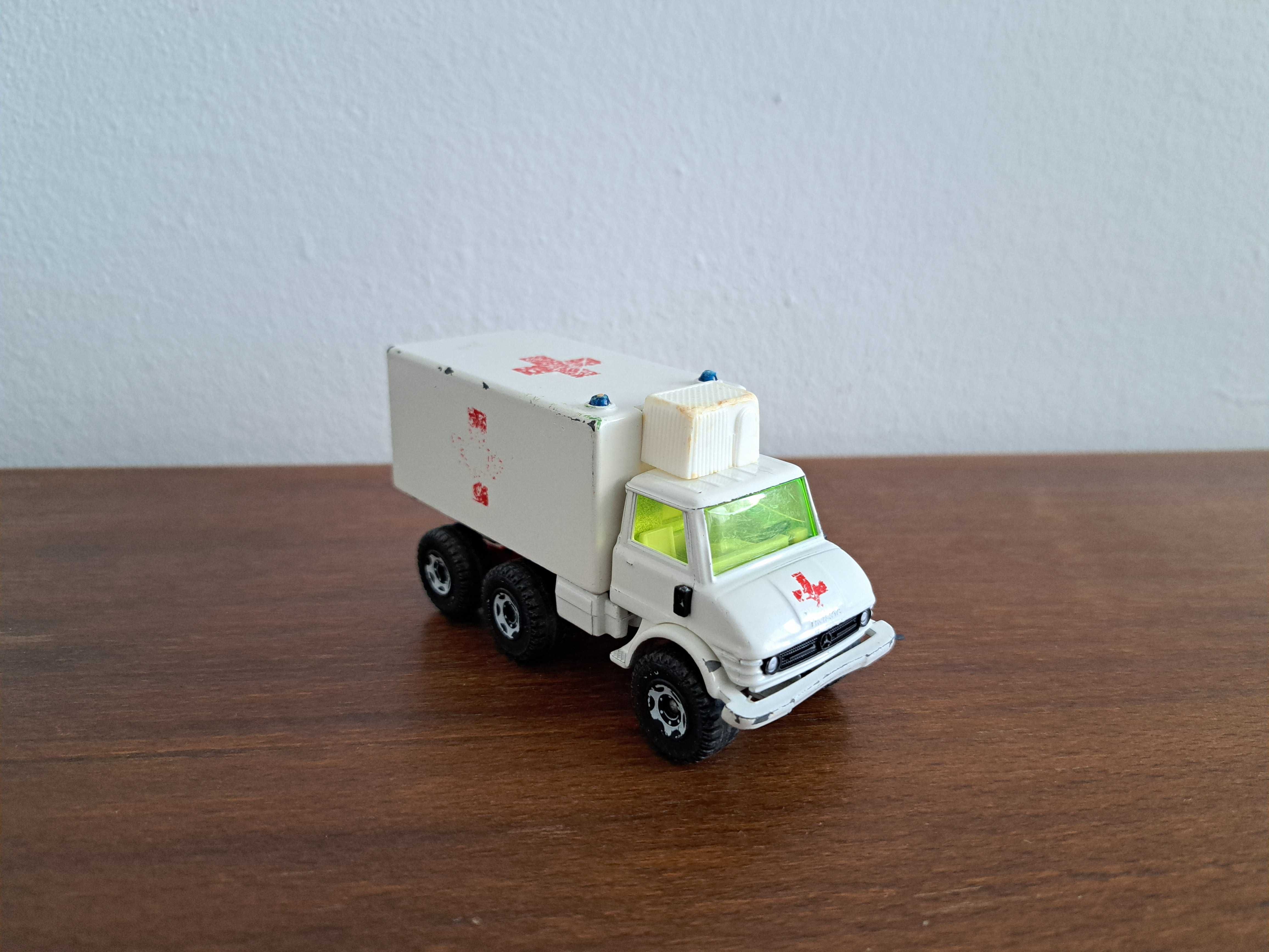 SIKU camioane de pompieri, scara 1:50 Mercedes, Unimog, Faun