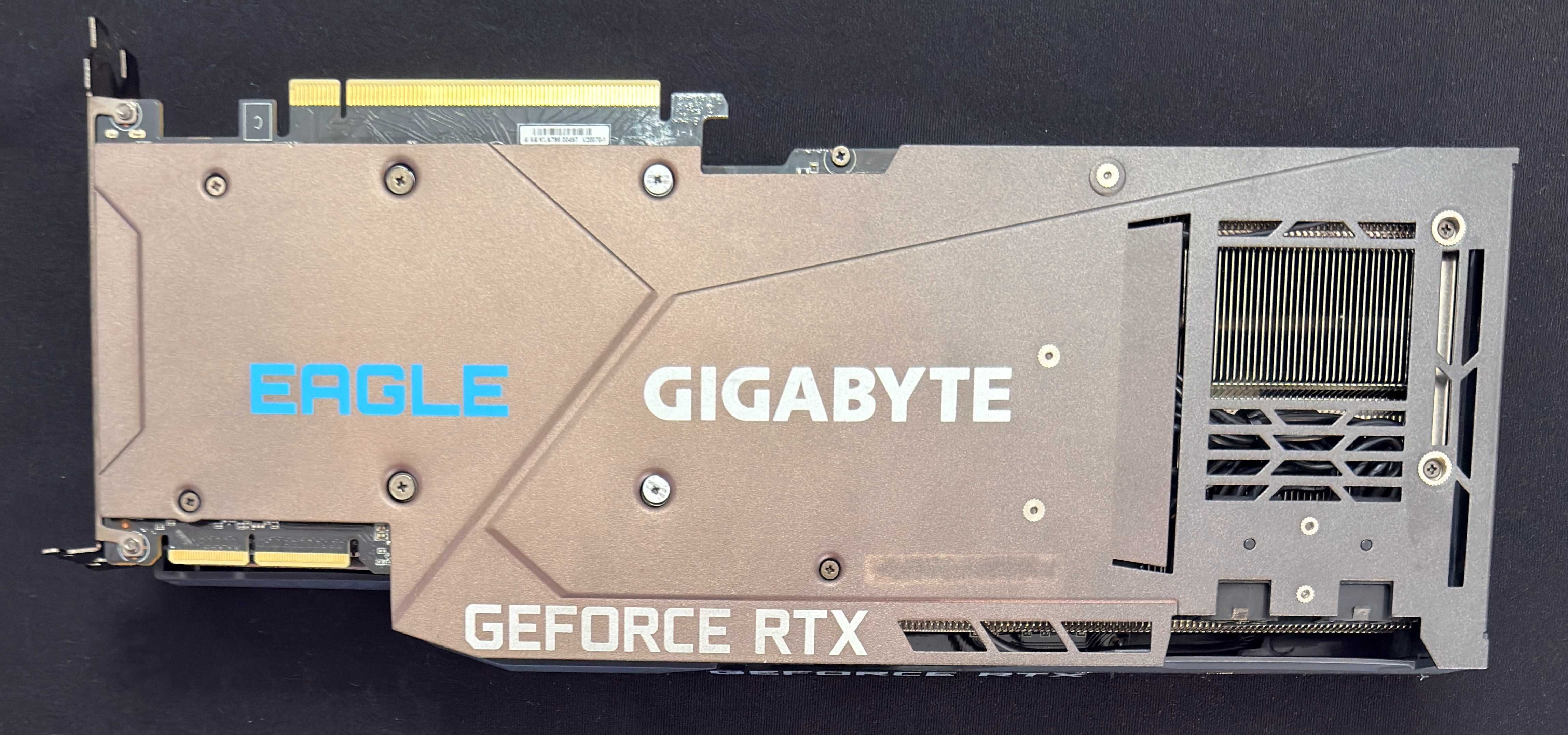 ТОП състояние Видео карта GPU GIGABYTE RTX 3090 EAGLE OC 24GB GDDRX6