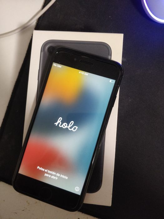 Продам iPhone 7 с дефектами