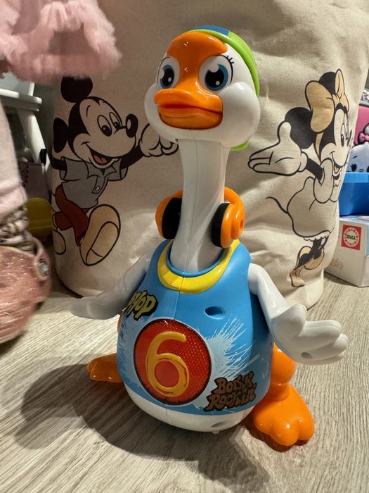 Ratoiul dansator Hola Toys