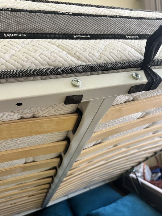 Продается кровать 2.00*2.00