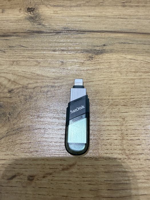 Sandisk 256 gb iphone uchun