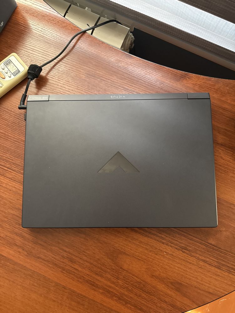HP VICTUS 15fa0xxx