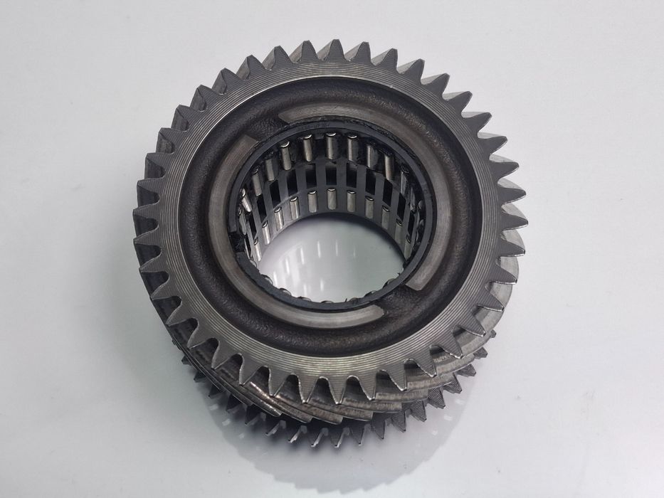 Pinion cuplare treapta a 5 a 39 dinti VOLKSWAGEN TOURAN 1T1, 1T2 2003