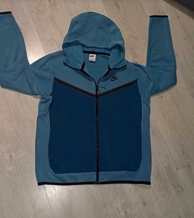 Nike tech baby blue