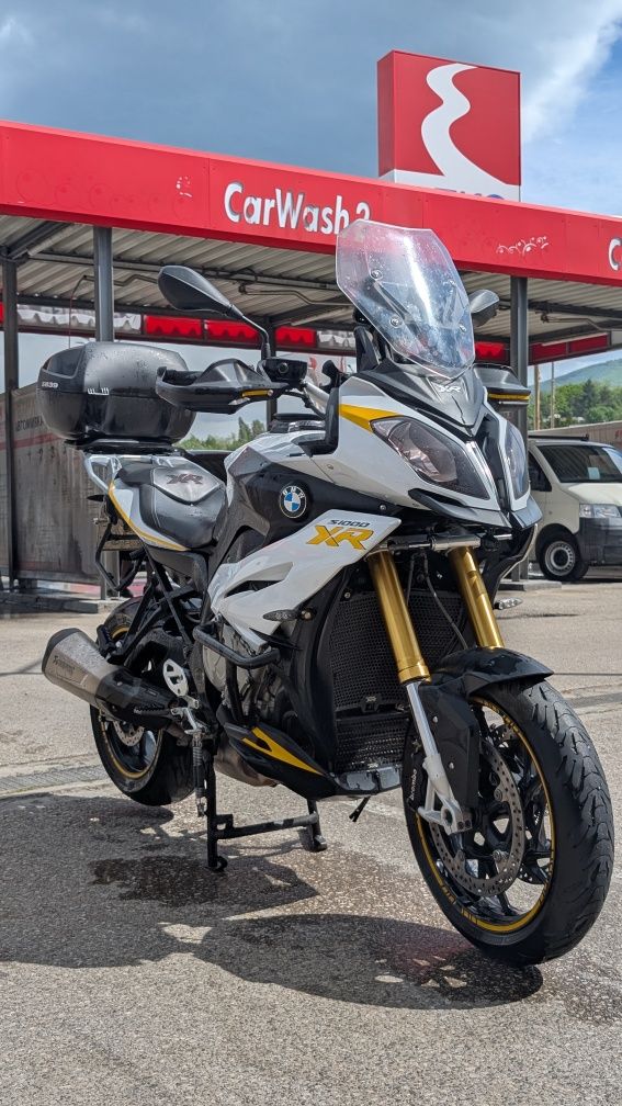 BMW S1000XR мотоциклет
