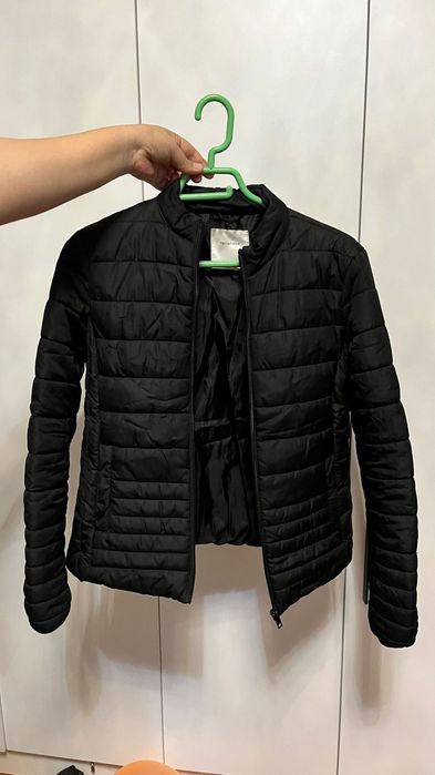 Куртка на девочку