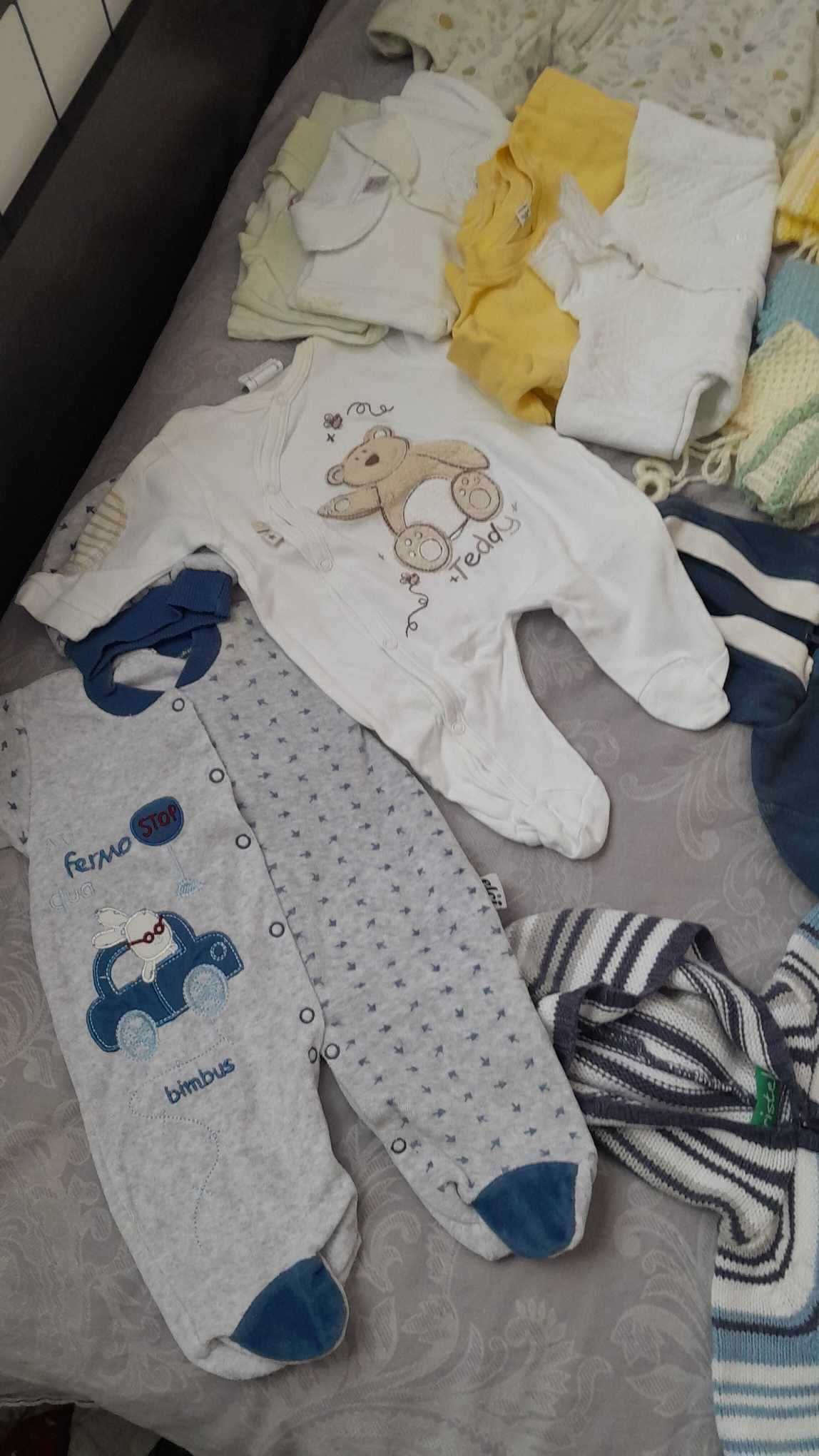 Бебешки дрехи от 0-3месеца