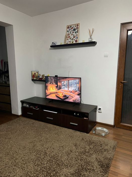 Ofer spre închiriere!!