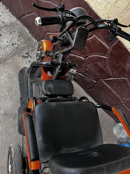 Продам электроныйтрицикл