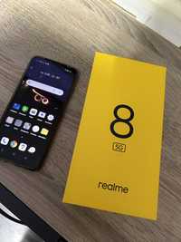 Realme 8 5G ( Телефона е пълен компклект )