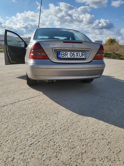 Mercedes c220 2004
