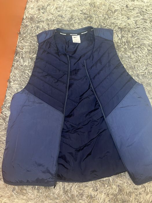 vesta nike originala