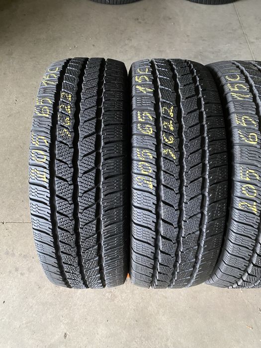 Anvelope iarna 205/65/15C Continental Van Contact Winter 205 65 15C