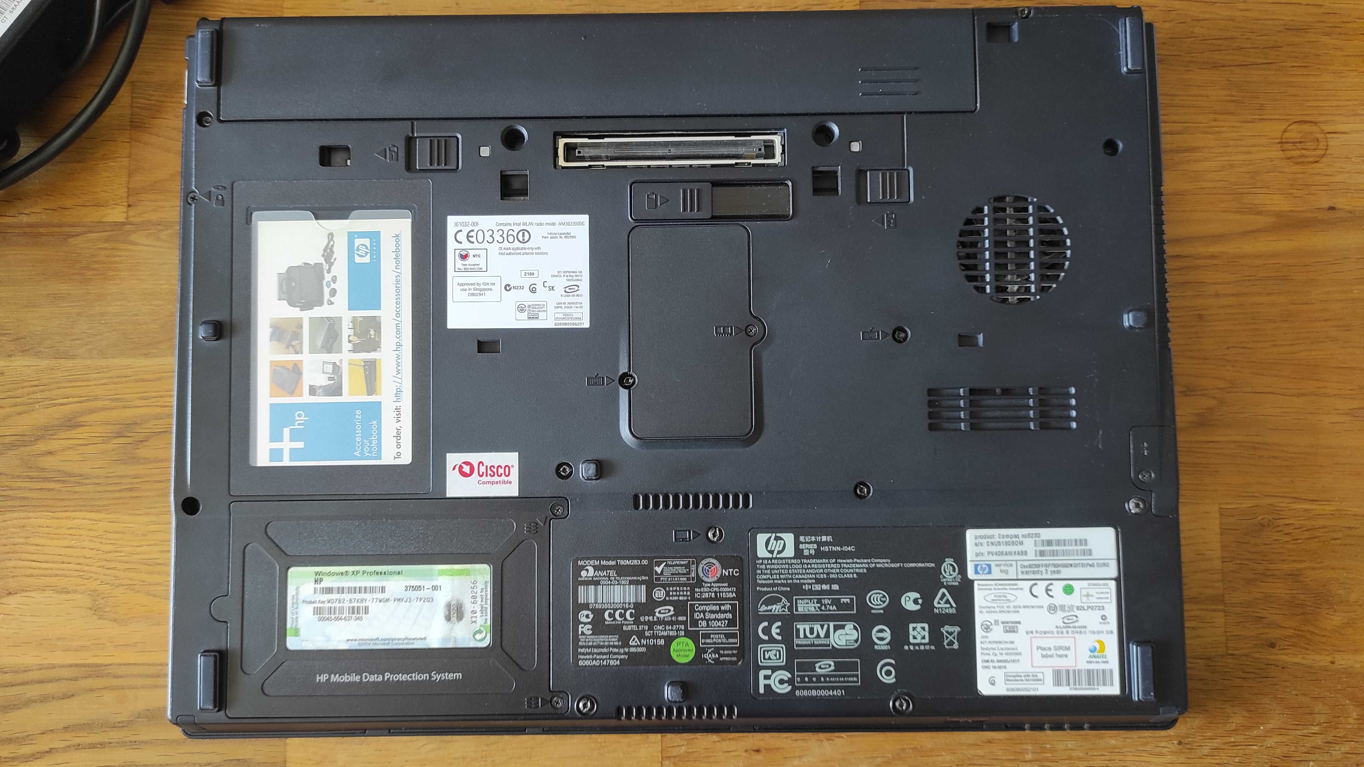 Лап топ HP Compaq nc8230/Работна станция