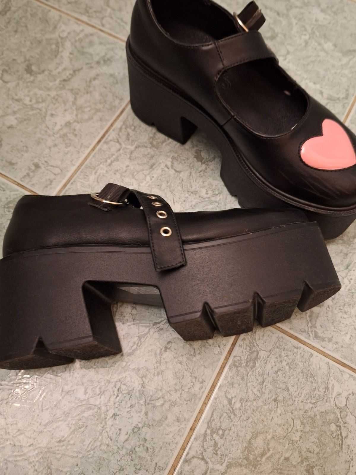 Обувки CROPP lady's