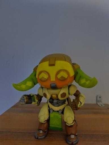 Funko pop (Overwatch, DC, The boys)