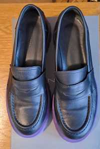 Обувки от естествена кожа, подходящи за широк крак