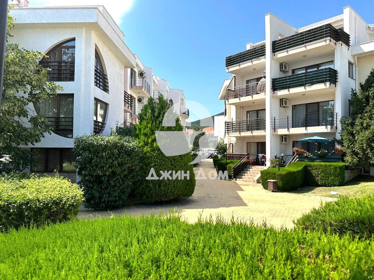Продава се Двустаен апартамент в Свети Влас - 58 кв.м за 2449 €/кв.м - Снимка #9