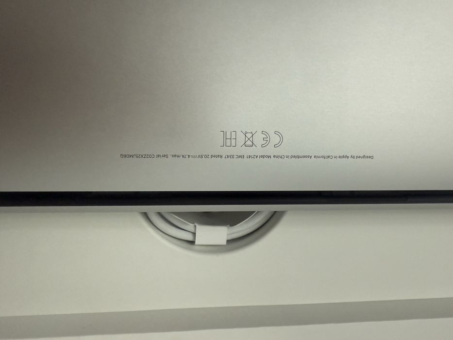 Macbook pro 16” , procesor intel I9, 1TB Ssd Impecabil/schimb
