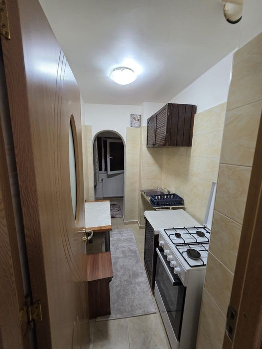 Închiriez Garsoniera 27m² în pitesti