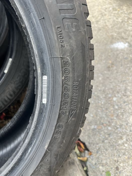 Cauciucuri iarna 205/50/17 Bridgestone