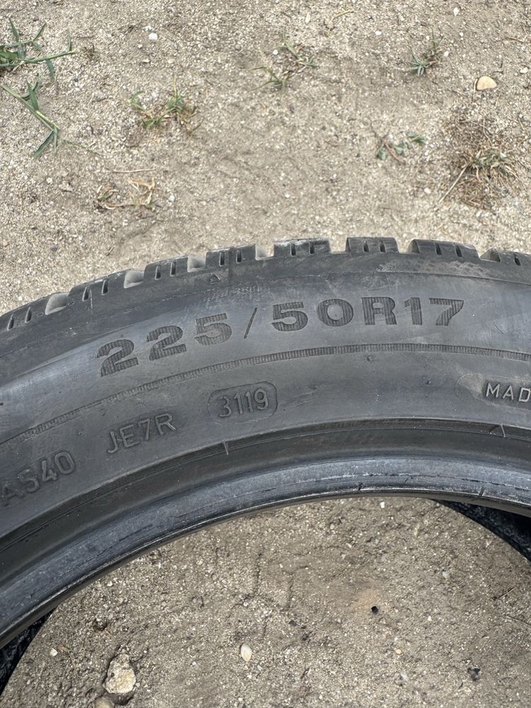 Dunlop 225/50/17 4бр