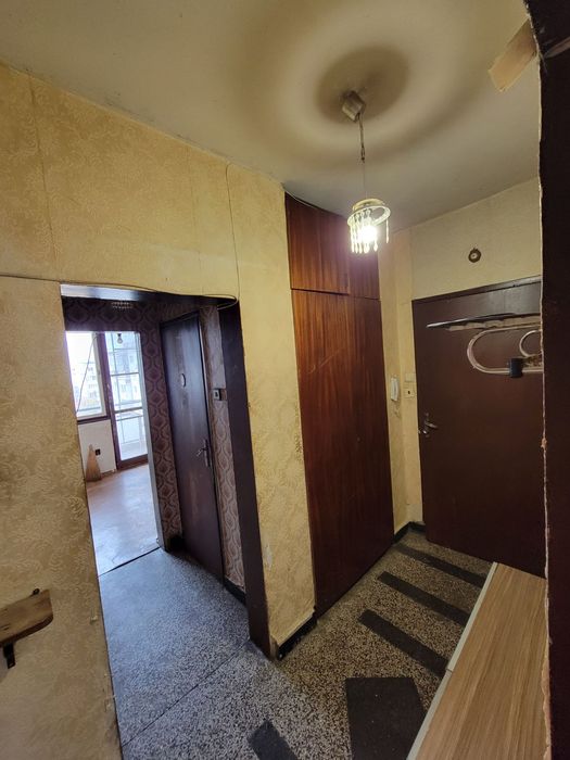 Продава се Тристаен апартамент в София, Света Троица - 100 кв.м за 2350 €/кв.м - Снимка #2