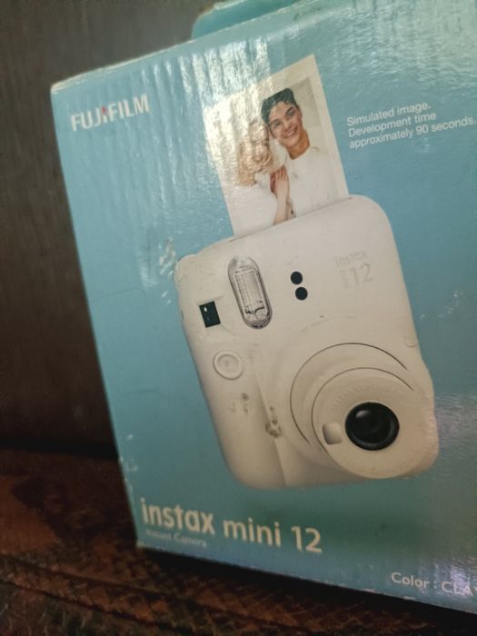 Фотоаппарат мгновенной печати,  instax 12