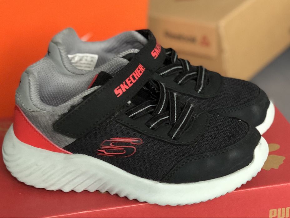 Adidasi Skechers marime 26