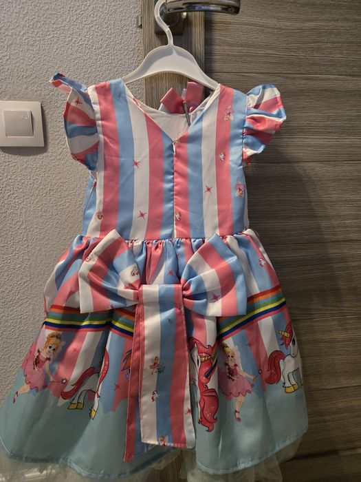 Платье  на девочку