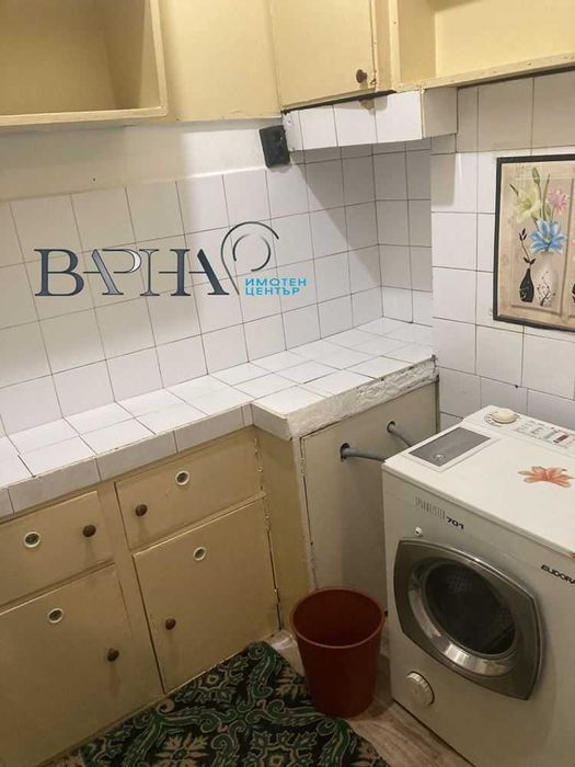 Дава се под наем Двустаен апартамент в Варна, Център - 55 кв.м за 255 € - Снимка #4