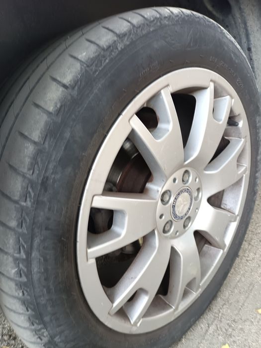 Продавам  джанти с летни гуми спорт пакет 19 " GLK/GLA и за други от G