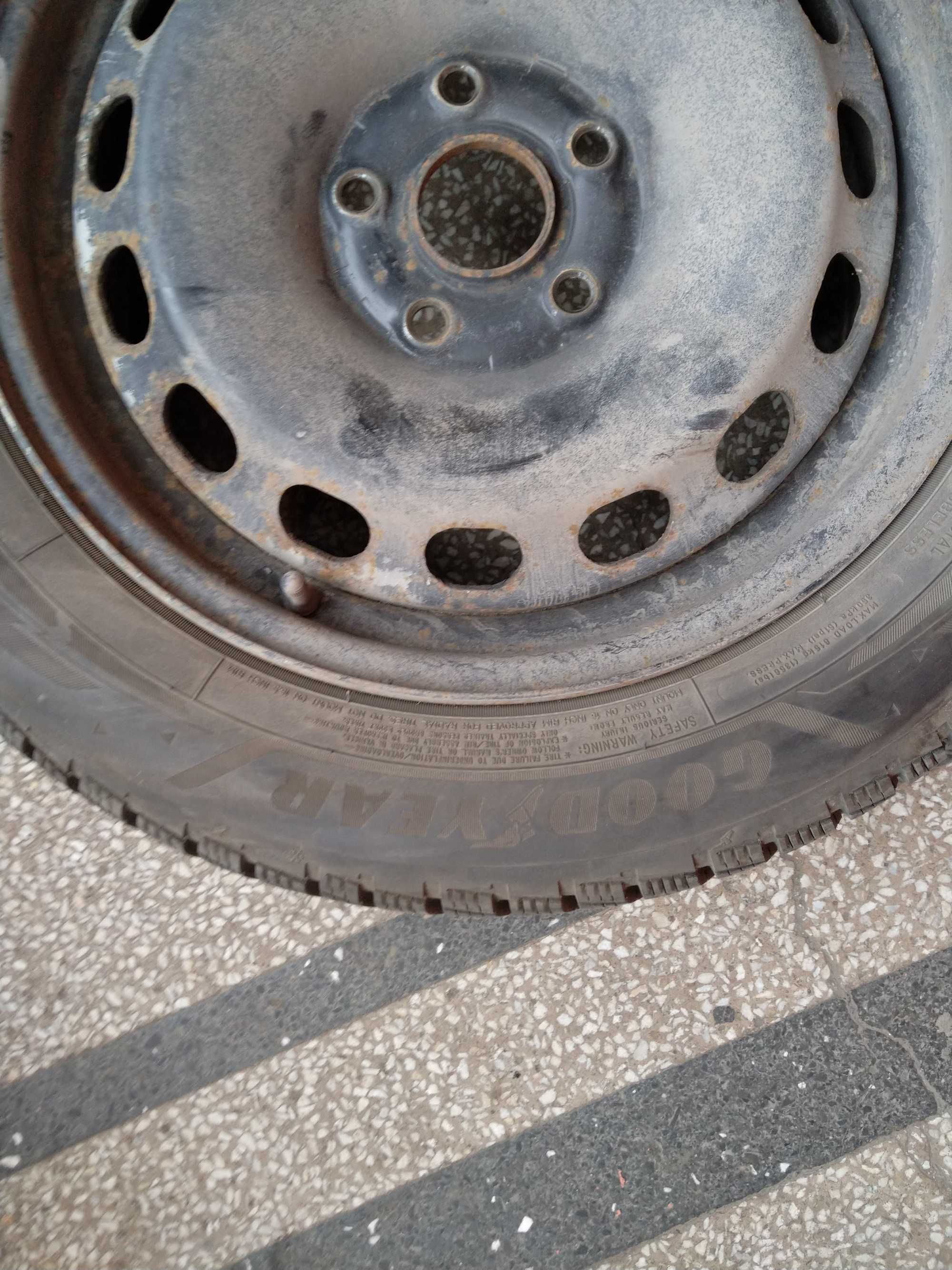 Зимни гуми Goodyear 205/55/R16