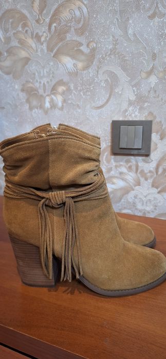 Сапожки женские 39 размер