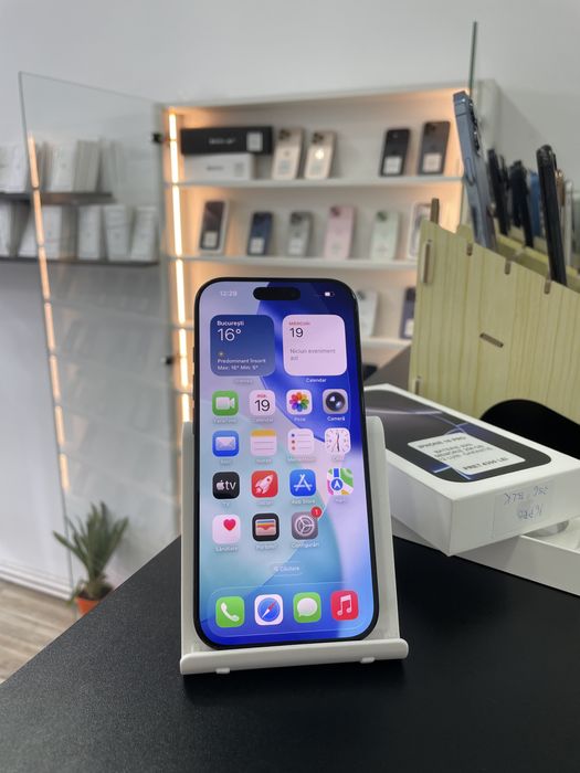 Magazin, vindem iPhone 16 Pro, 256gb, GARANTIE