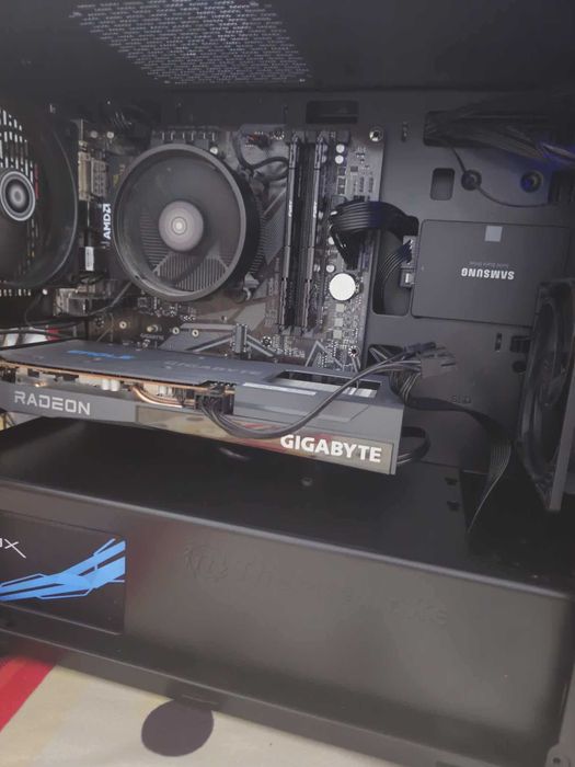 PC GAMING Ryzen 5600, RX 6600 Gigabyte, 16gb ram, cs 2 - 250-350fps