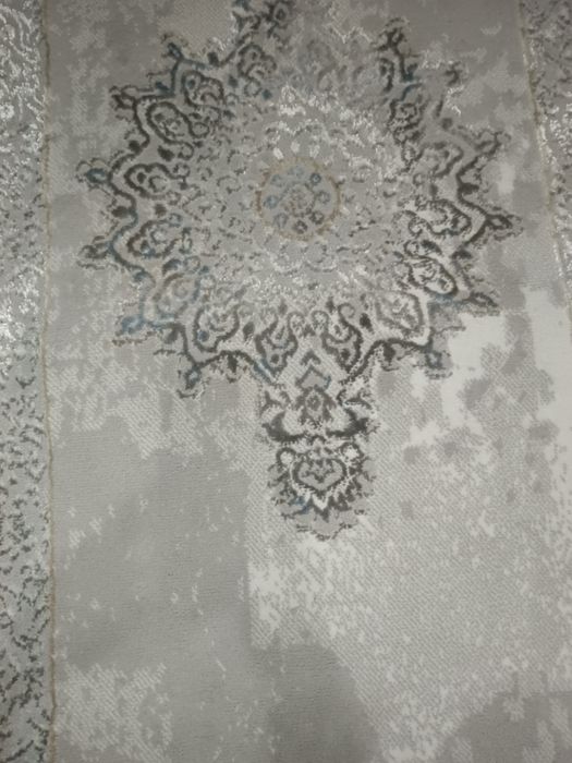 Продам почти новую ковровую дорожку