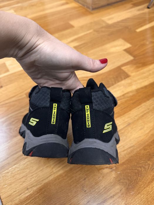 Vand ghete impermeabile Sketchers, marimea 28