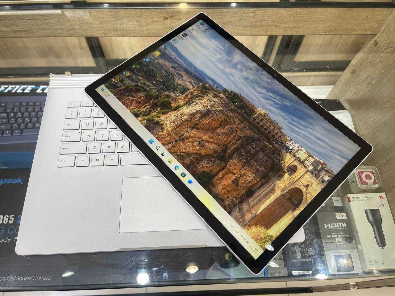 SURFACE Book 2 Сенсорный CORE i7-8650U озу16гб 256 ssd Nvidia GTX 1060