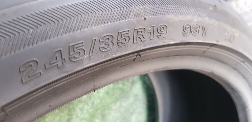 Anvelope 2x245 35 19 brigestone dot 17..18 mm 5