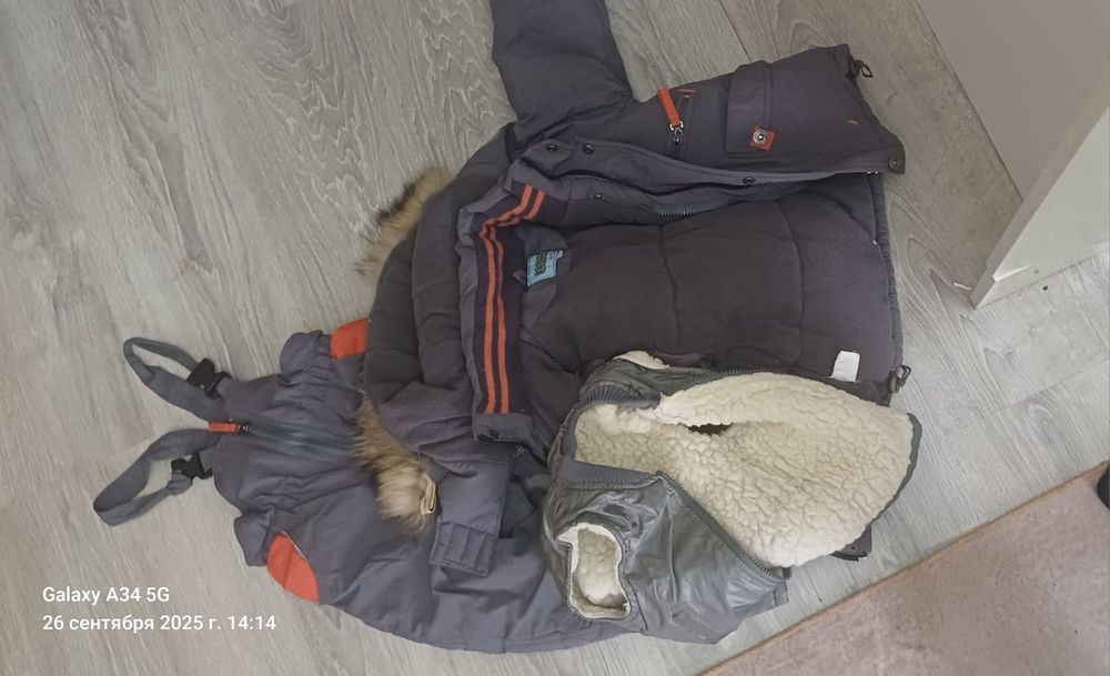 Комбинезоны, куртки детские