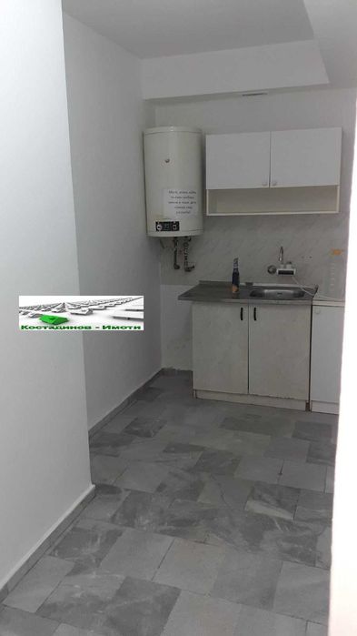 Дава се под наем Офис в Пловдив, Южен - 255 кв.м за 866.49 € - Снимка #8