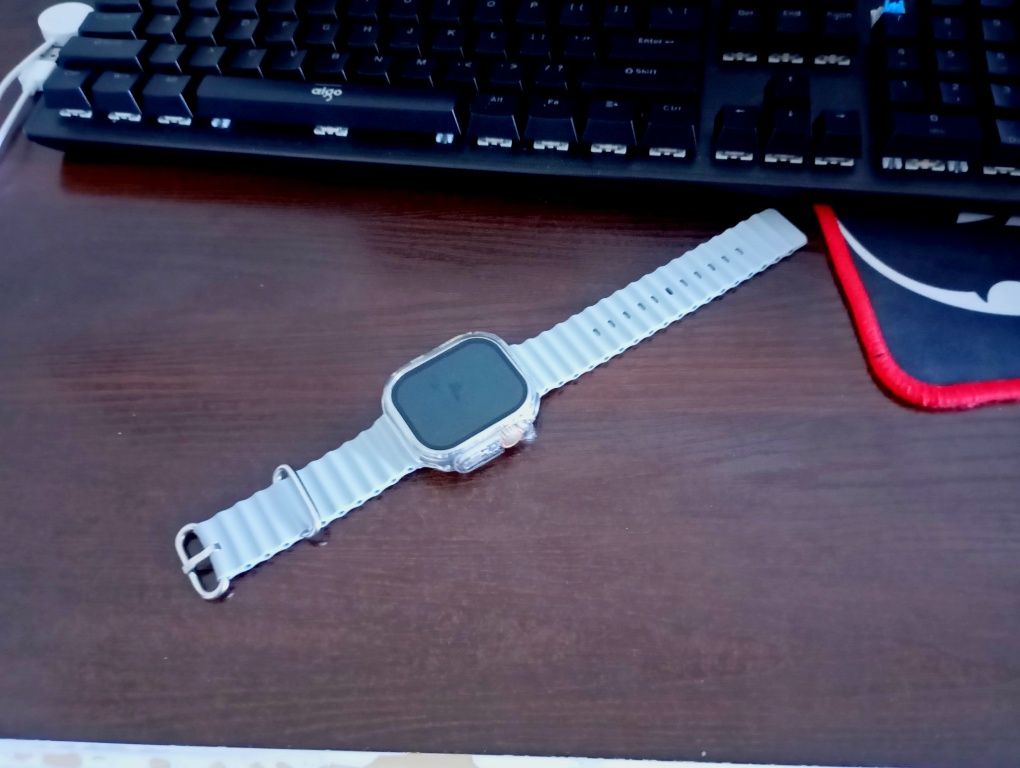 Smartwatch ultra satiladi
