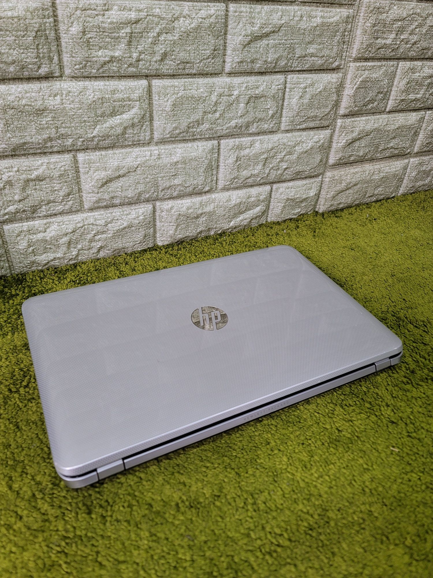 HP/256gbSSD/8gbOZU