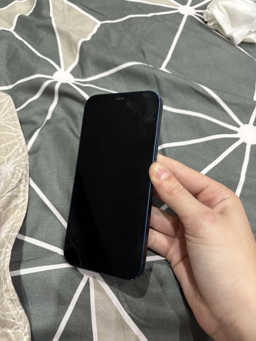 Iphone 12 Albastru inchis