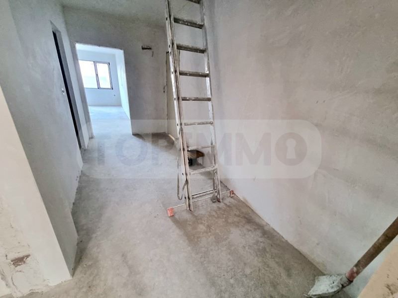 Продава се Тристаен апартамент в Варна, Колхозен пазар - 130 кв.м за 1216 €/кв.м - Снимка #7