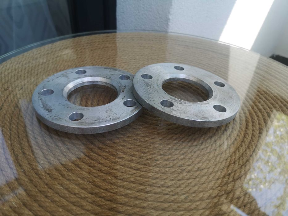 Set 2 bucati distanțiere 10mm (de trecere)