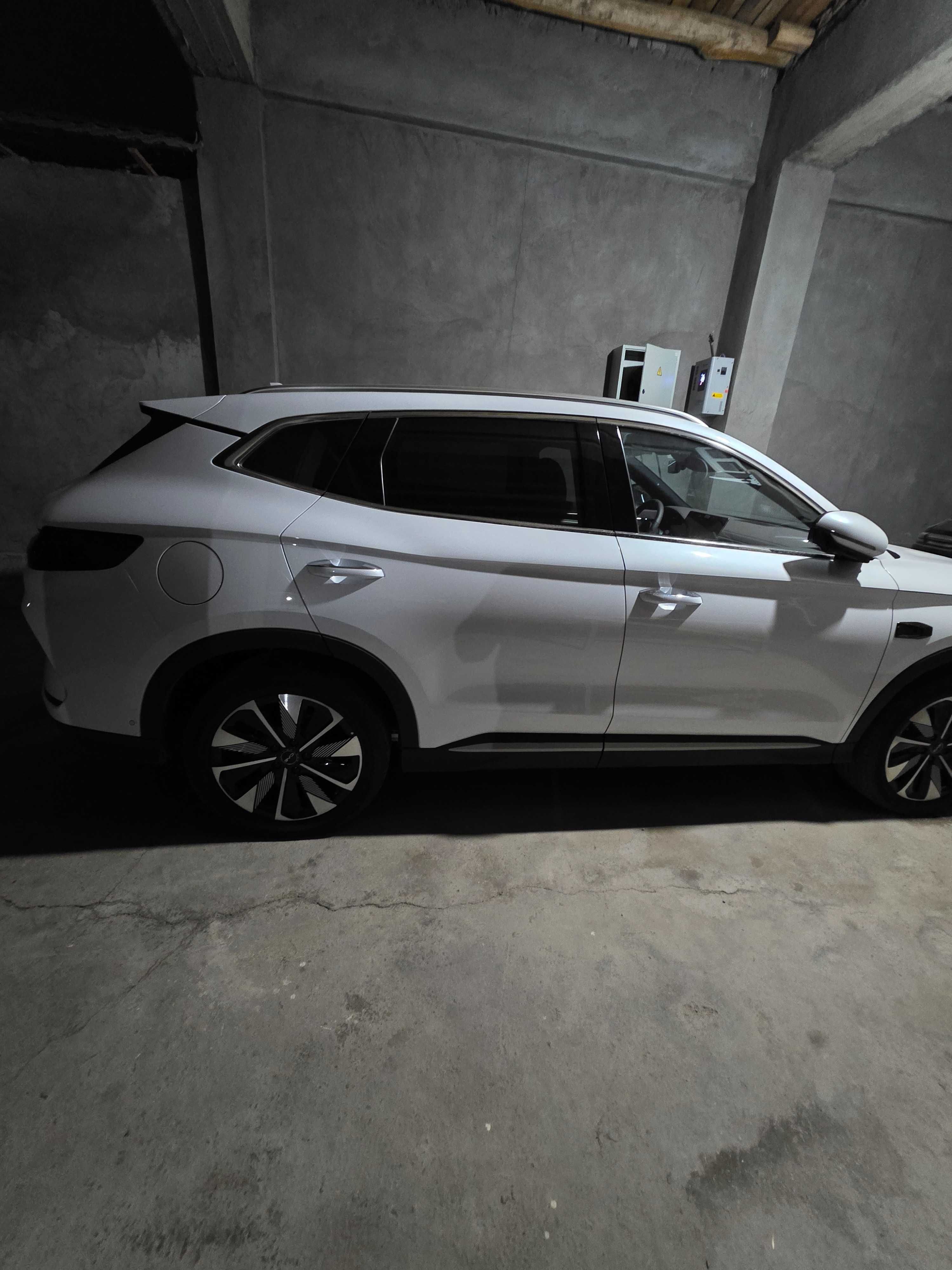 BYD Чемпион смарт 605 Нотариусга 2-3 кунда тайёр булади.